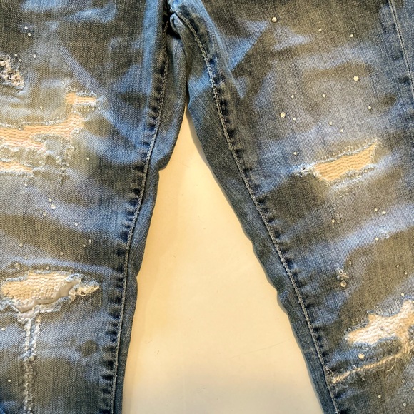 Guess Jeans - Picture 3 of 8